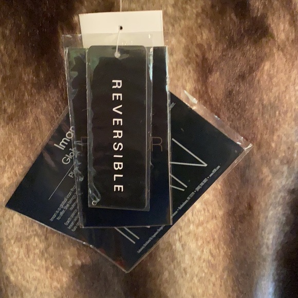 IMAN Reversible Faux Fur Vest - Picture 6 of 7